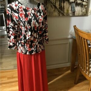 NWOT RADICAL RED MAXI SKIRT